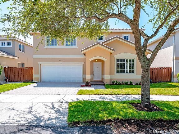 4th image of 10832 NW 53rd Ln
