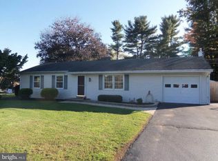 214 Overlook Dr, Coatesville, PA 19320
