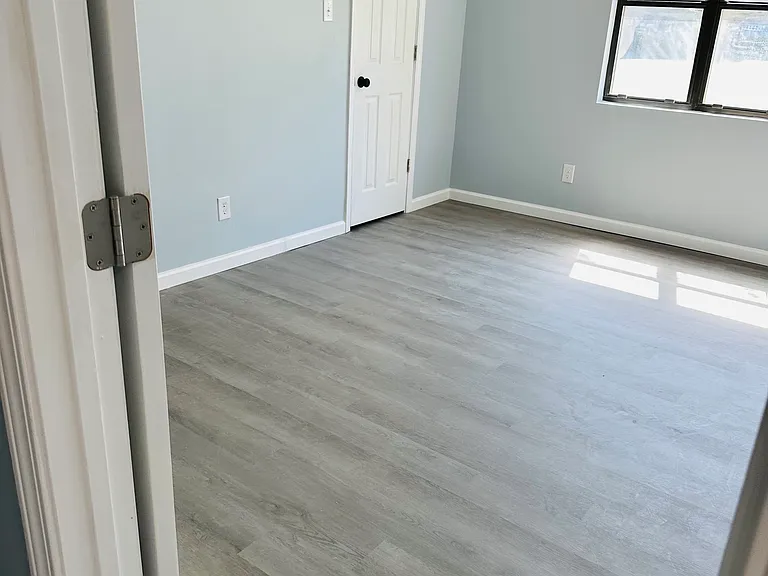 8029 Cedar Glen Dr — Photo 4