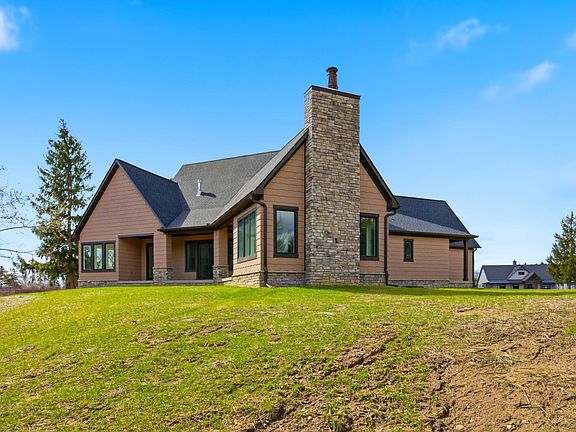 2nd image of 69166 Slating Ln