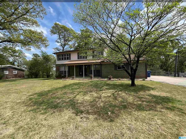 630 Navajo Trl, Alabaster, AL 35007