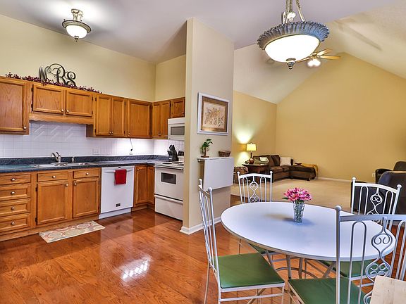 2nd image of 3606 Delverton Way