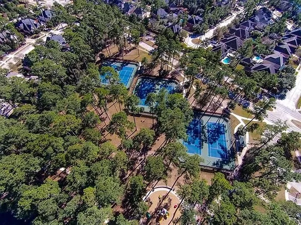 46 Florham Park Dr, Spring, TX 77379