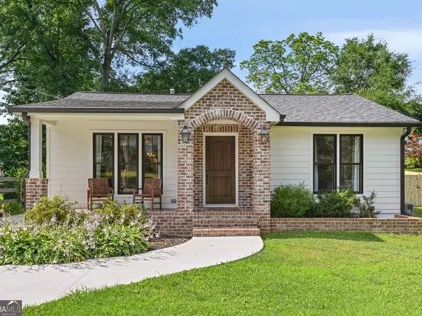 922 McLinden Ave SE, Smyrna, GA 30080