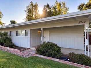 2714 E College Avenue, Visalia, CA 93292