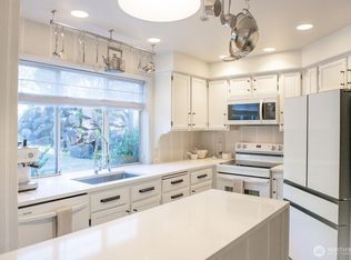 3636 255th Ln SE APT 42, Issaquah, WA 98029