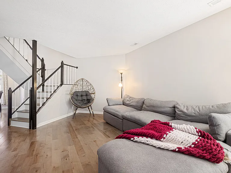 760 Yorkwood Pl — Photo 14
