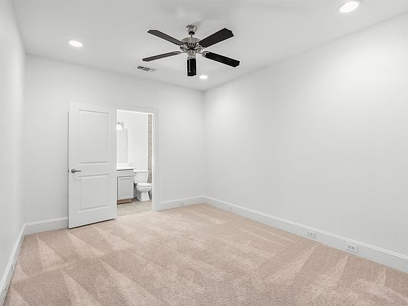 4th image of 5209 Schuler St Unit D