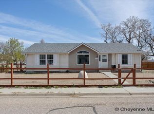 219 Maxwell Ave, Cheyenne, WY 82007