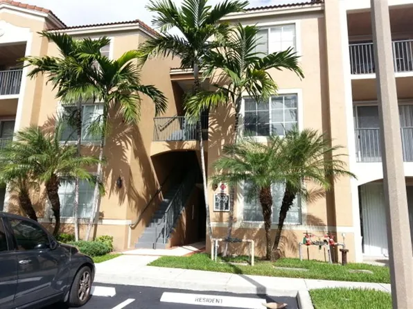 7940 Nob Hill Rd #108, Fort Lauderdale, FL 33321