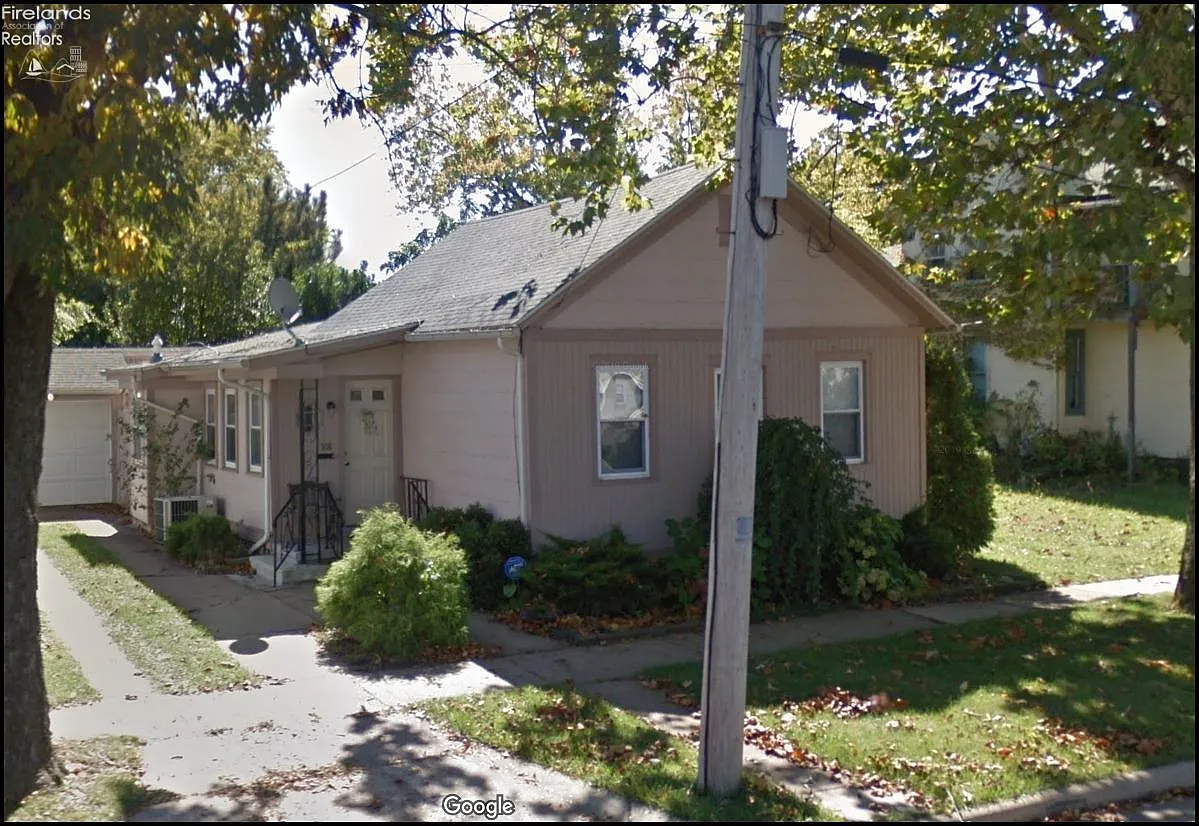 518 Reese St photo 1