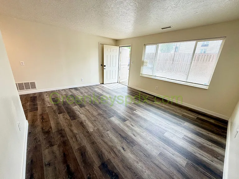 2614 SE 115th Ave — Photo 22
