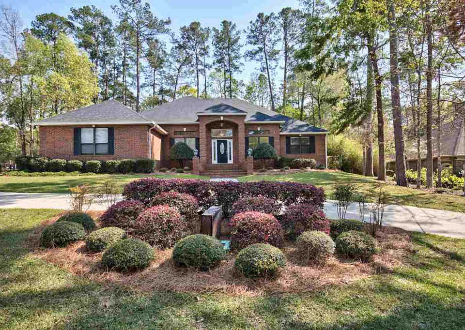 1st image of 2625 Wharton Cir