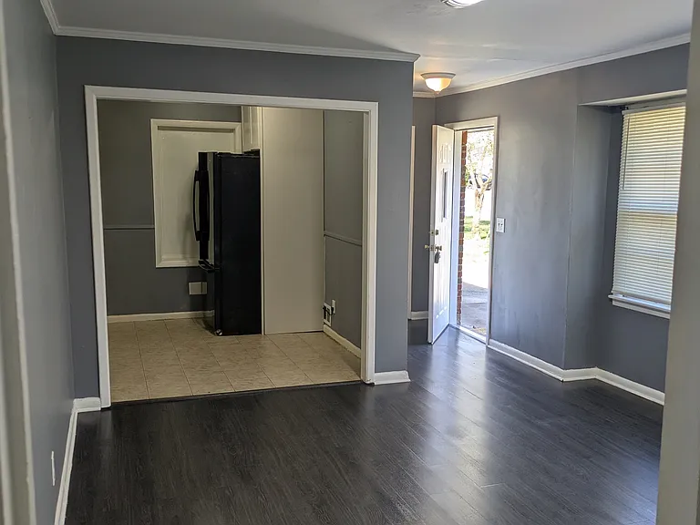 6097 Park Dr — Photo 4