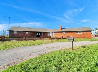 23951 E 1160th Rd, Colony, OK 73021