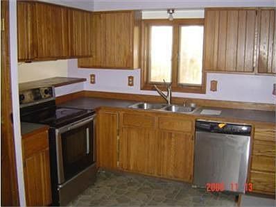 2nd image of 15985 Ryan Dr