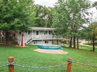 641 Lakeshore Dr, Cuba, MO 65453