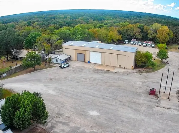 8523 North Hwy W, Arthur City, TX 75411