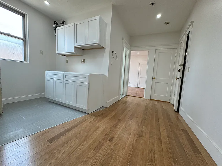 11 Scottfield Rd #11 — Photo 9