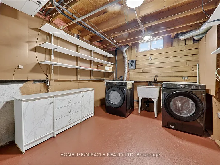 88 Reed Dr — Photo 38