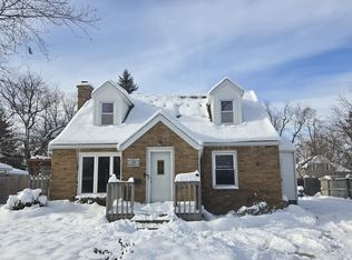 1413 Sunnyside Dr, Kalamazoo, MI 49048