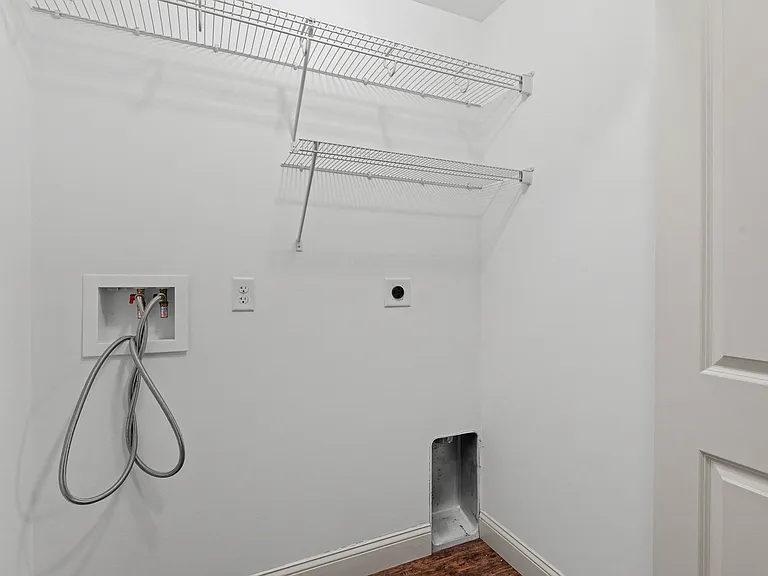 Cumberland Foreside Village Apartments — Photo 19