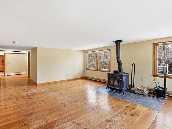 3rd image of 535 Old Greenfield Road