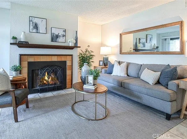 400 W 223rd St APT 113, Carson, CA 90745