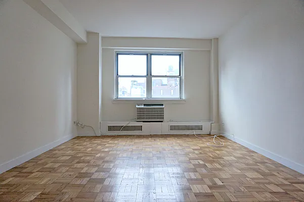 Rented by Metropolitan Equities | media 18