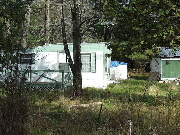 3rd image of 37 Spruce Ave