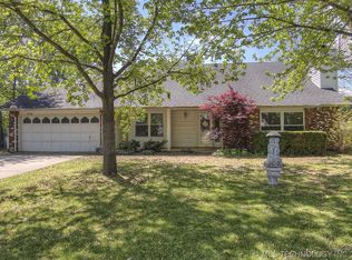 2726 W 68th Pl, Tulsa, OK 74132