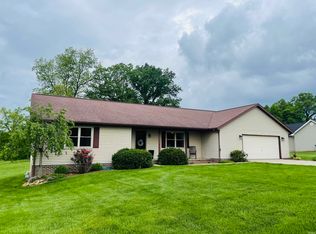 13283 Bellbrook Ave, Loogootee, IN