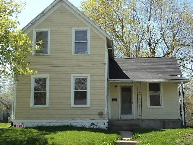 728 S Ottawa Ave
