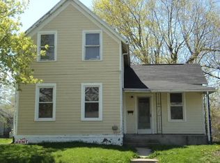 728 S Ottawa Ave, Freeport, IL 61032