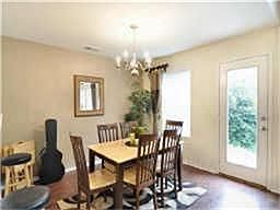 4th image of 10299 Darkwood Dr