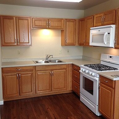 4th image of 565 Markwood Dr