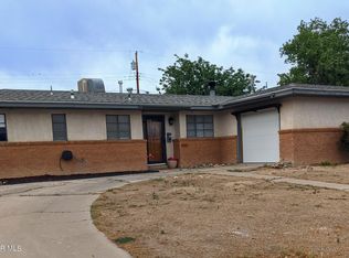 104 E 38th St, Farmington, NM 87401