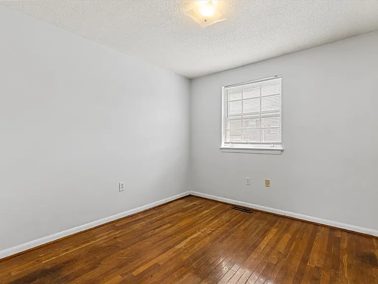 2530 E North St #3D — Photo 14
