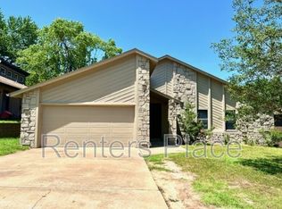 6913 E 97th St S, Tulsa, OK 74133