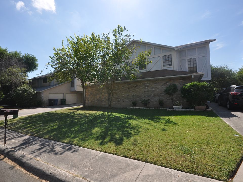 1st image of 12118 Vista Nogal St