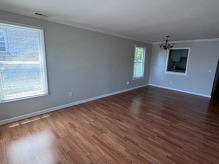 736 Savin Ave #2 — Photo 2