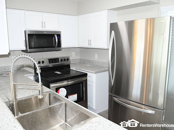 5th image of 7519 N 12th St Unit 1