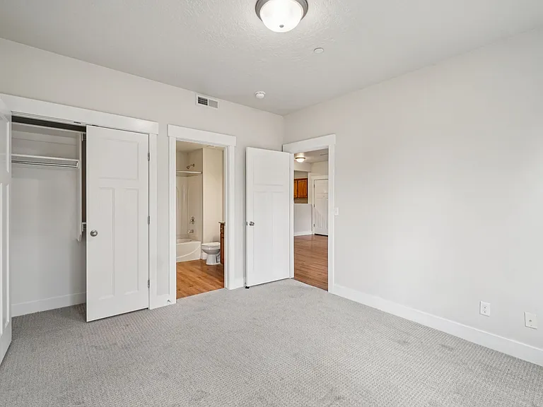 2 bed, 2 bath secondary bedroom