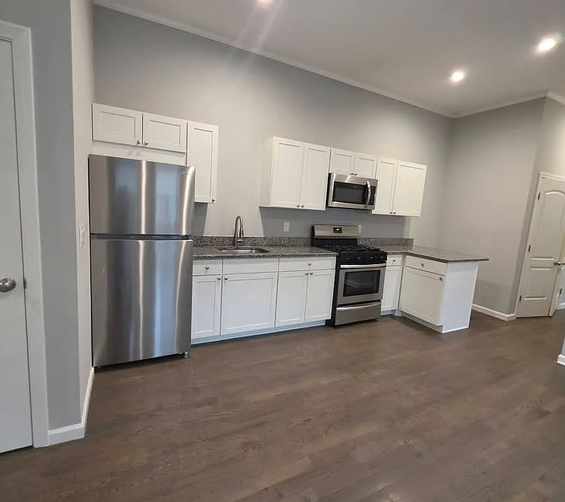 116 West St #3W