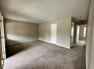 402 N 39th Ave #4, Hattiesburg, MS 39401