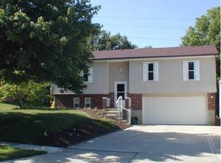6255 Firestone Dr, Fairfield, OH 45014