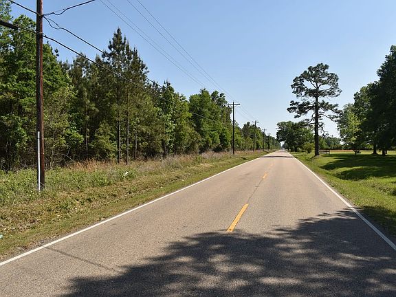 2nd image of Turnpike Rd
