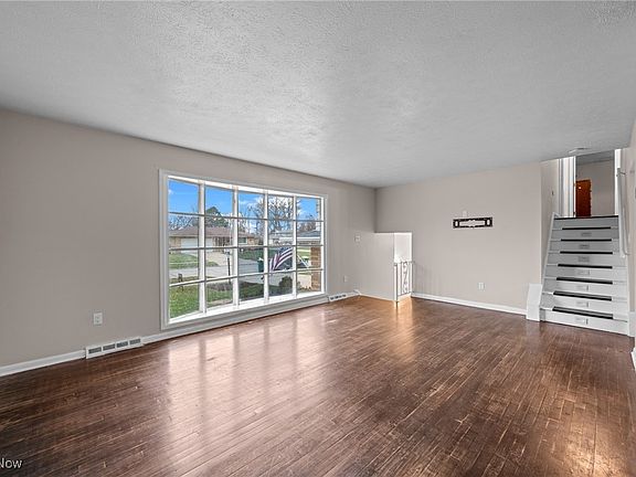 5th image of 6135 Winchester Dr