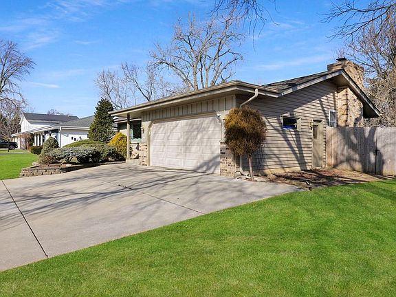 3rd image of 4300 Chekanoff DRIVE