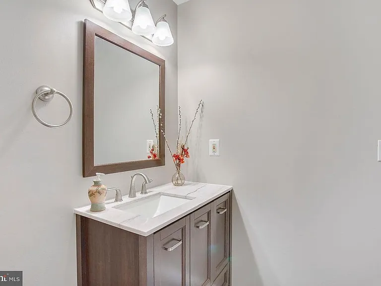Master Bathroom Vanity